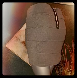 Form fitting gray mini skirt